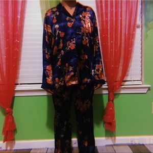 ☁️adorbs 70’s feel pj’s☁️